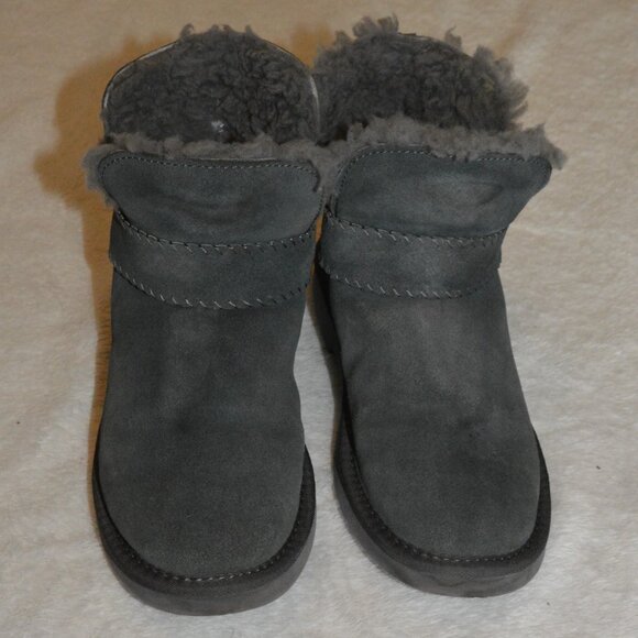 UGG Mckay Gray Suede Boot with Shearling Lining Women's size 8 - Picture 2 of 7